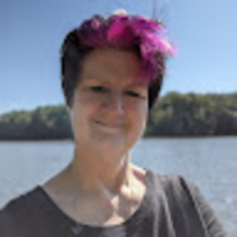 Meet your Posher, Marianne